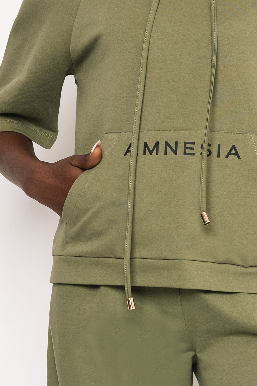 AMNESIA Satosi top khaki