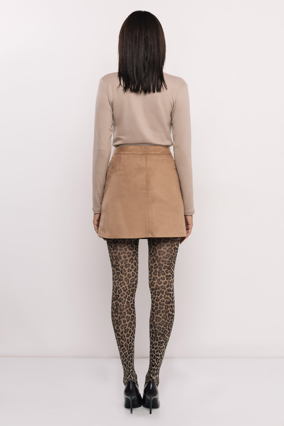 AMNESIA Hinge top orieškový