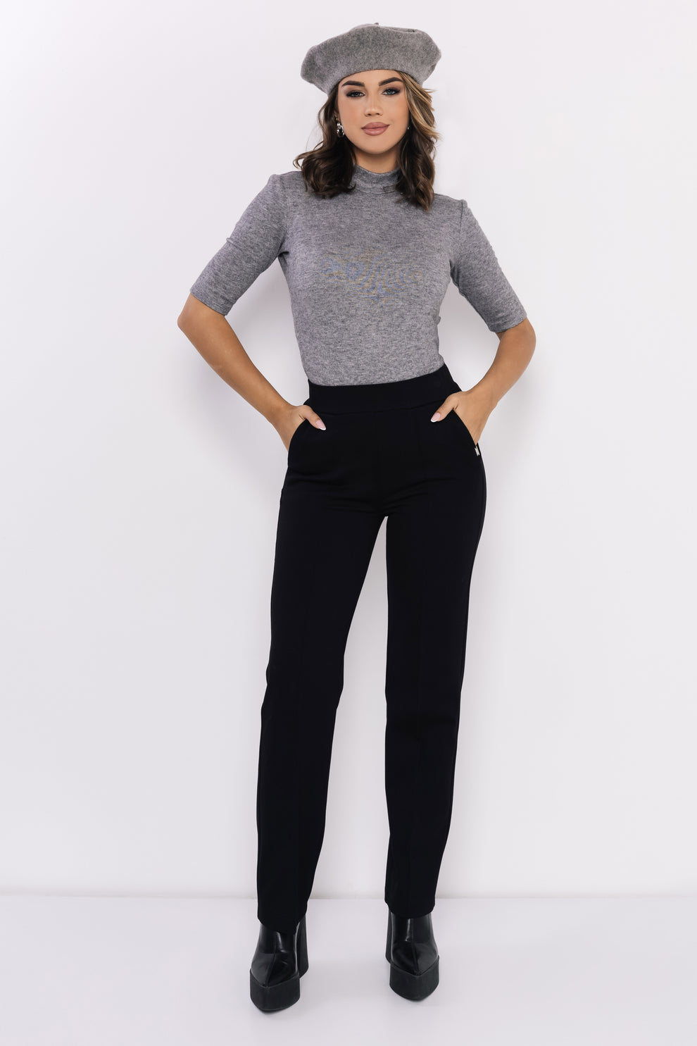 AMNESIA Polona rolák pletený sivý