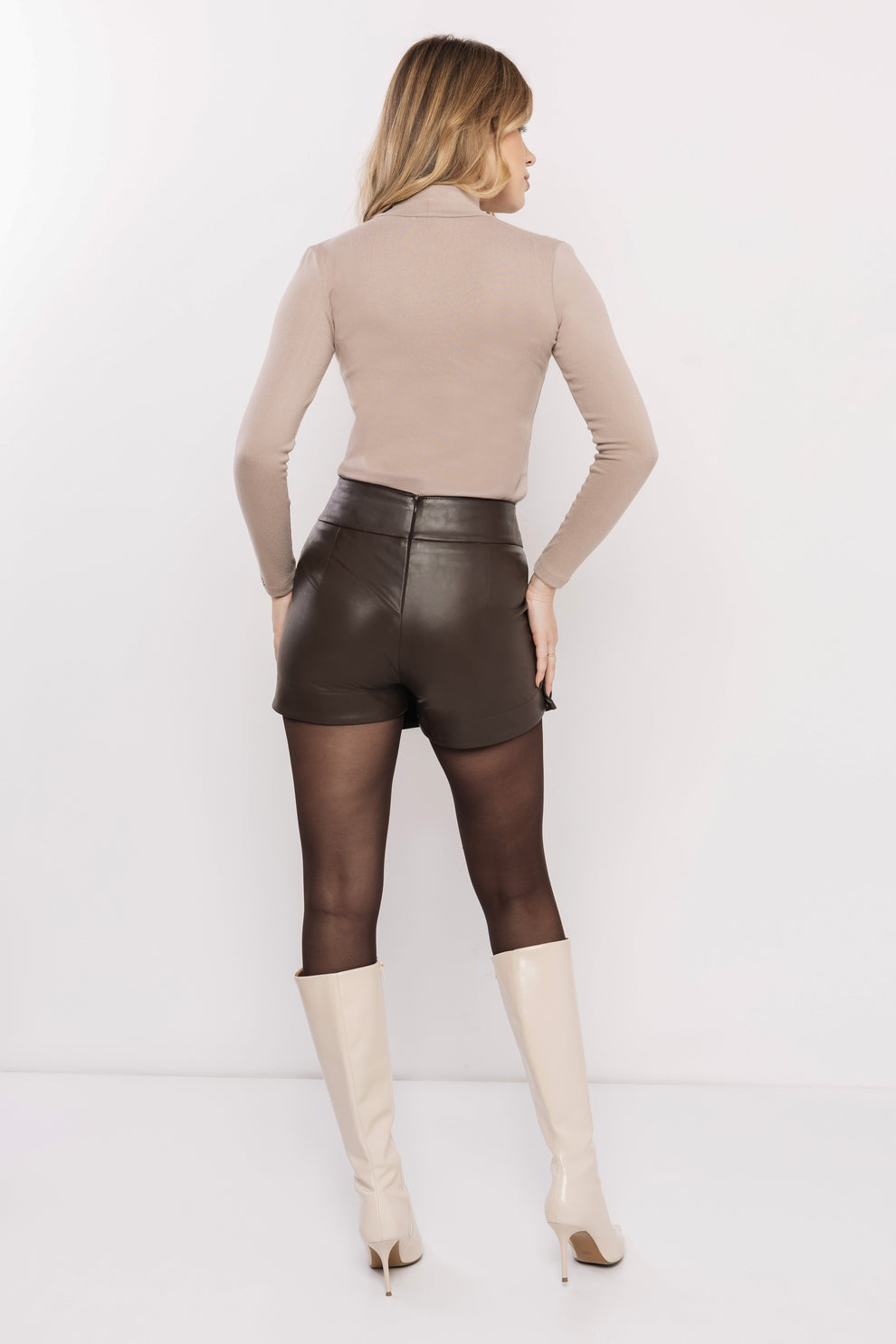 AMNESIA Ilus polorolák pletený tenký pieskový