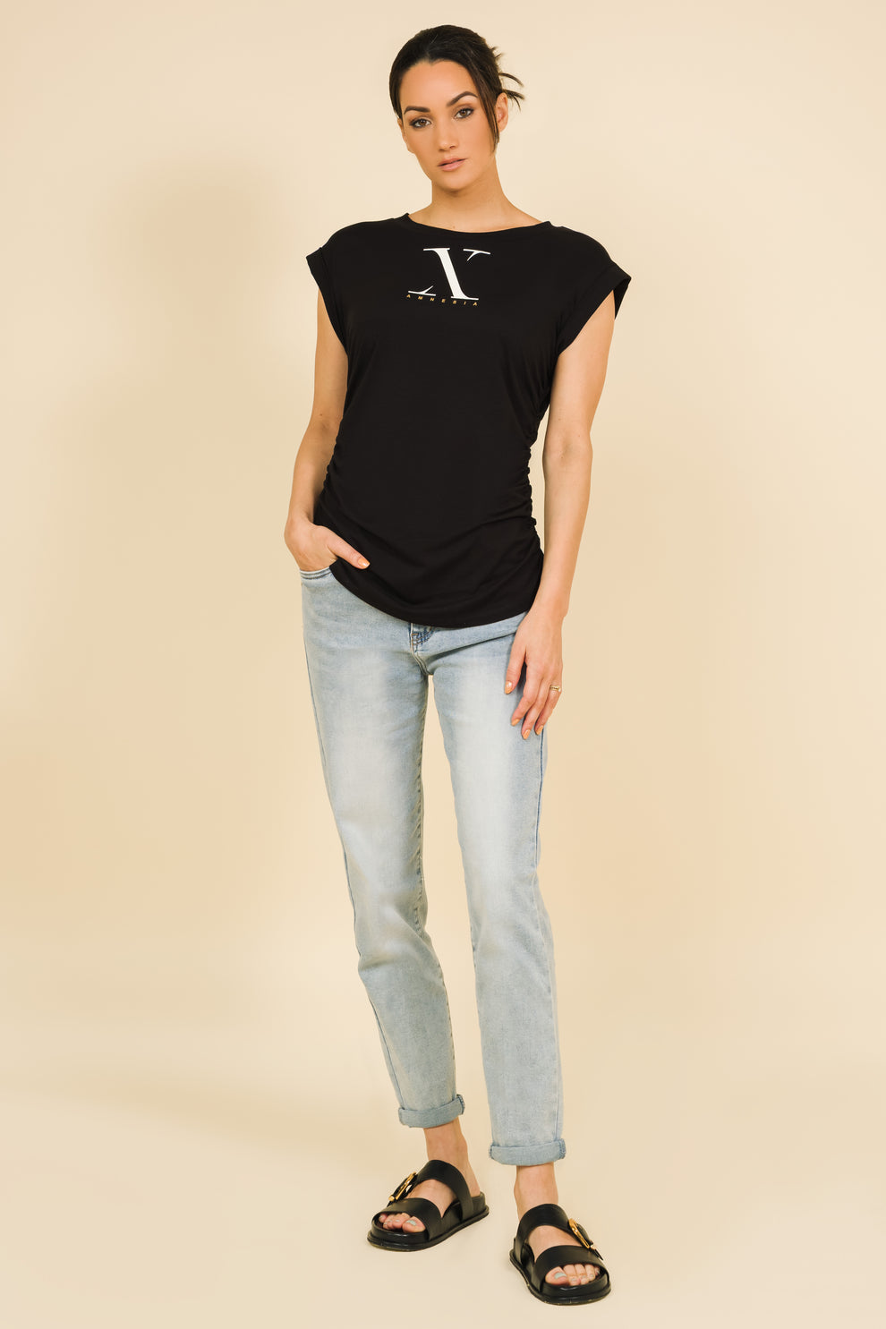 AMNESIA Barbara tričko čierne