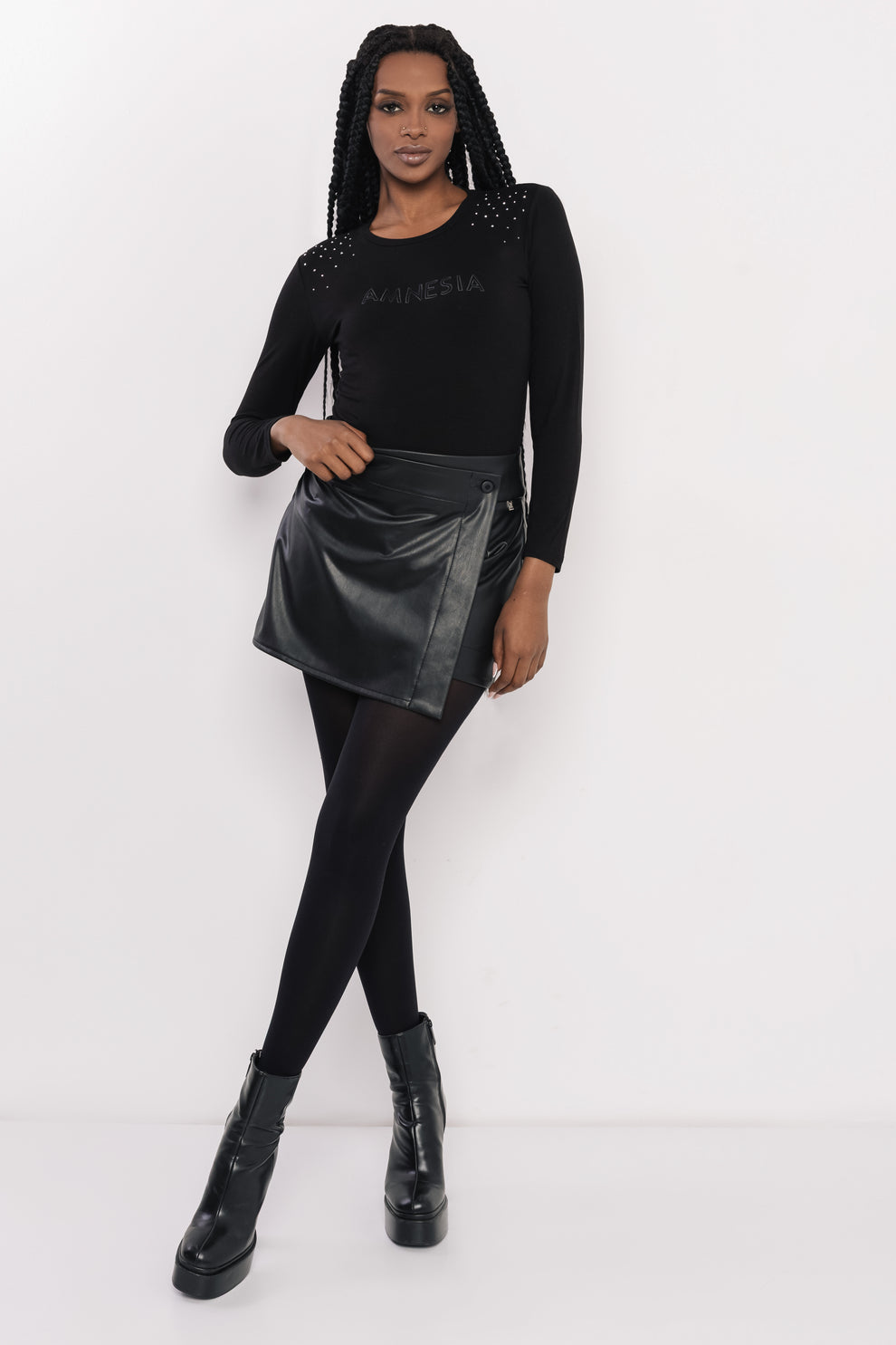 AMNESIA Héra tričko čierne