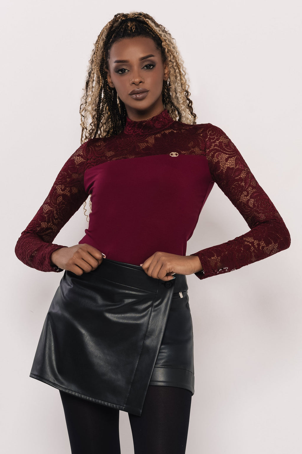 AMNESIA Lizer top bordový