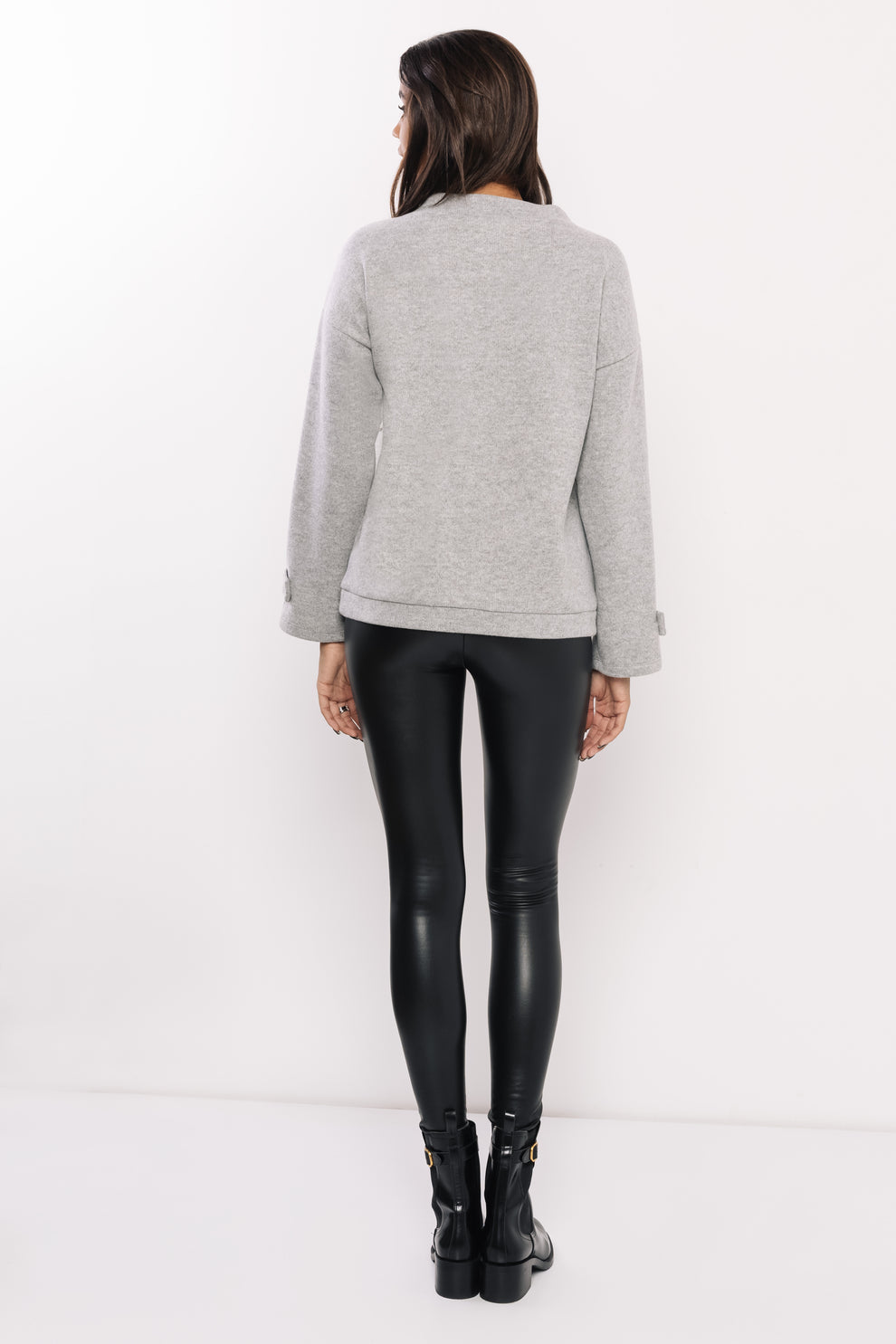 AMNESIA Koletta pulóver sivý