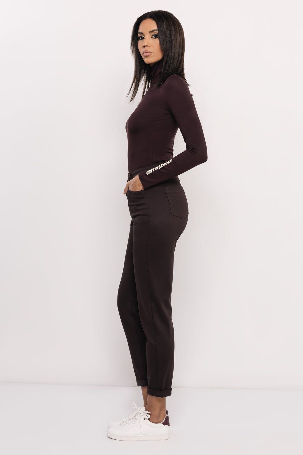 AMNESIA Nemila rolák hnedý