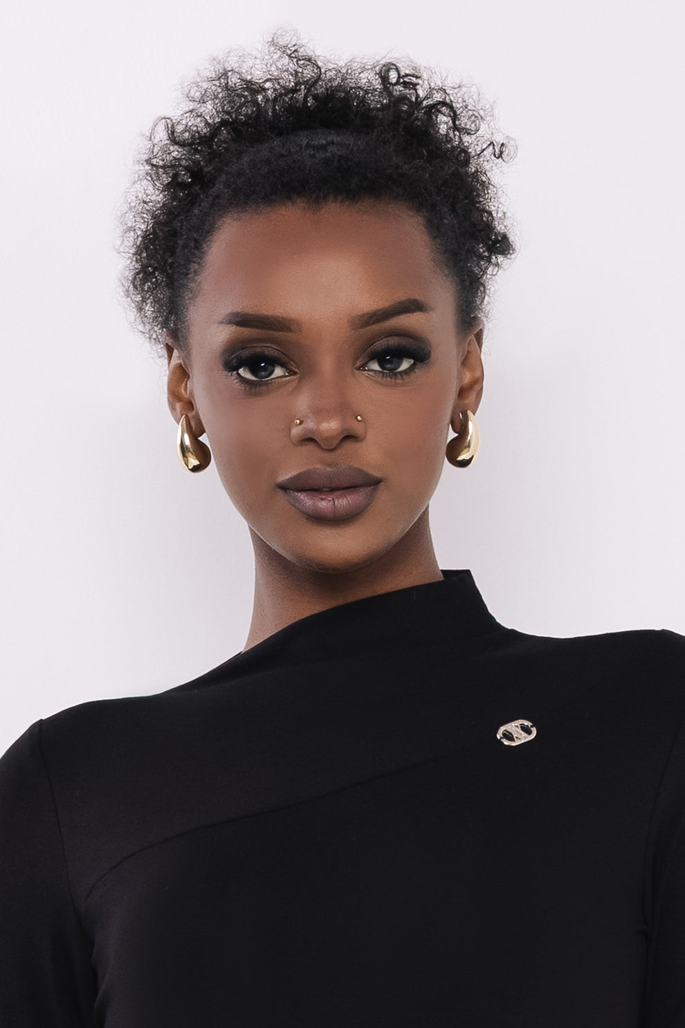 AMNESIA Rema tričko čierne