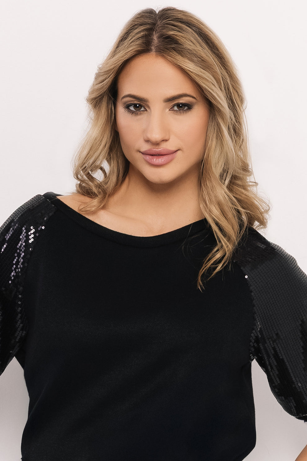 AMNESIA Fanel pulóver čierny