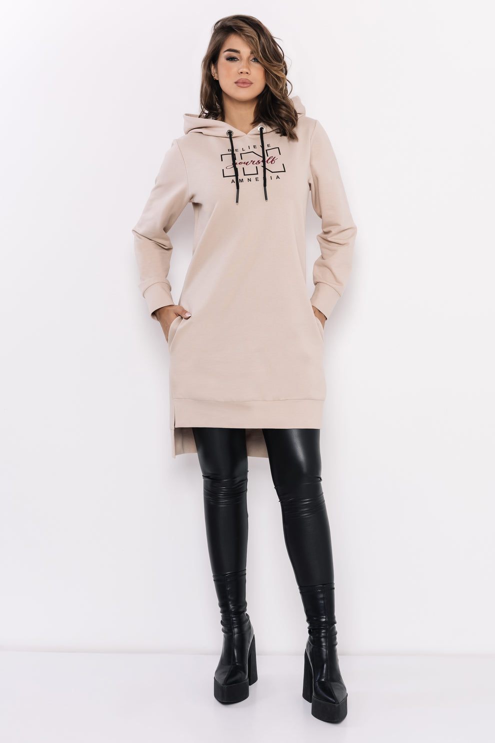 AMNESIA Csöre tunika béžová