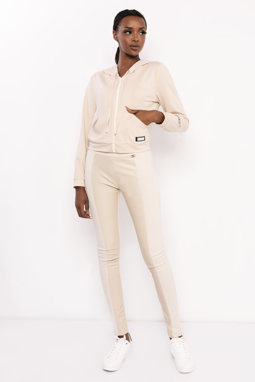 AMNESIA Oszka mikina béžová