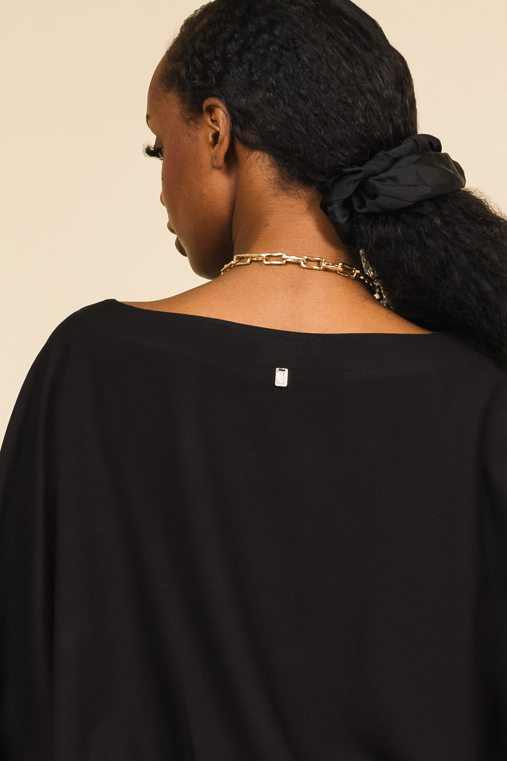 AMNESIA Satin tunika čierna