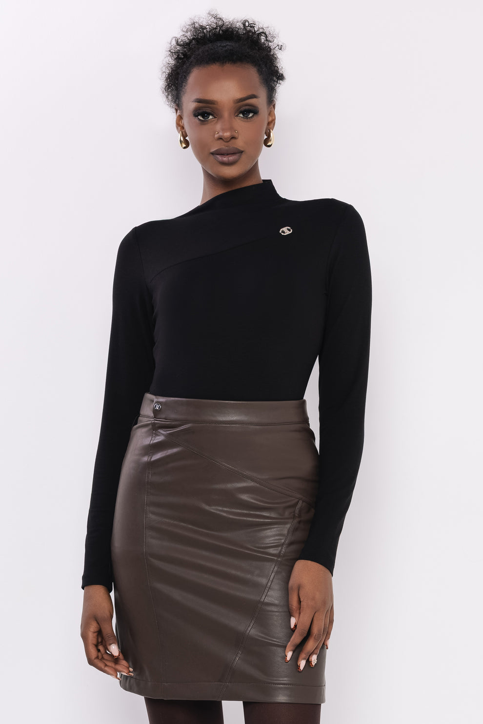 AMNESIA Rema tričko čierne