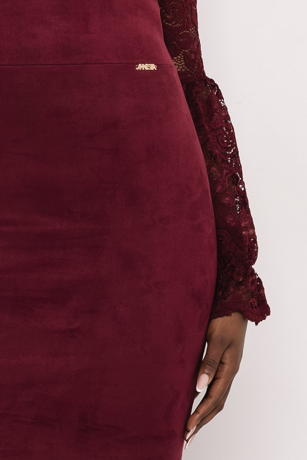 AMNESIA Dotio šaty bordové