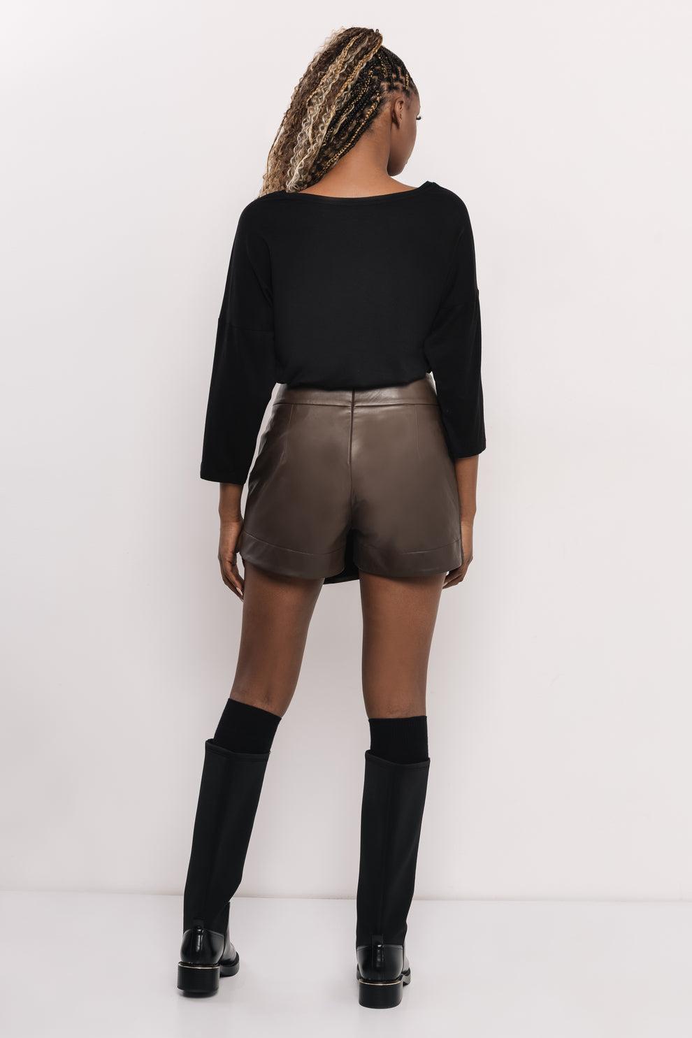 AMNESIA Falun tričko čierne