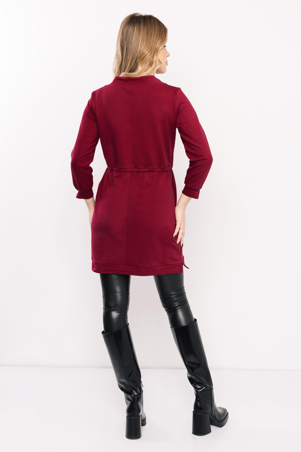 AMNESIA Ozin šaty bordové