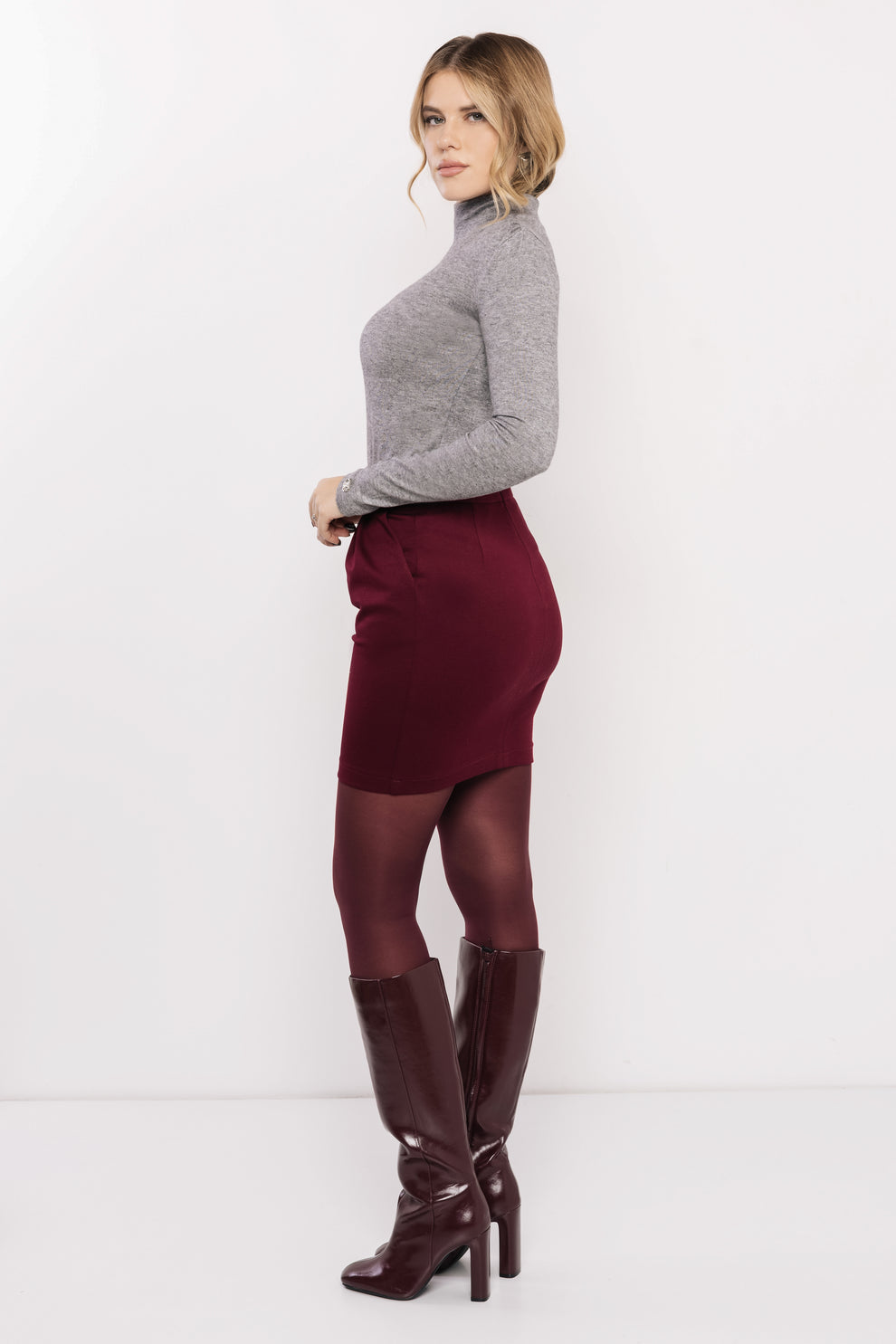 AMNESIA Ilus polorolák pletený tenký sivý