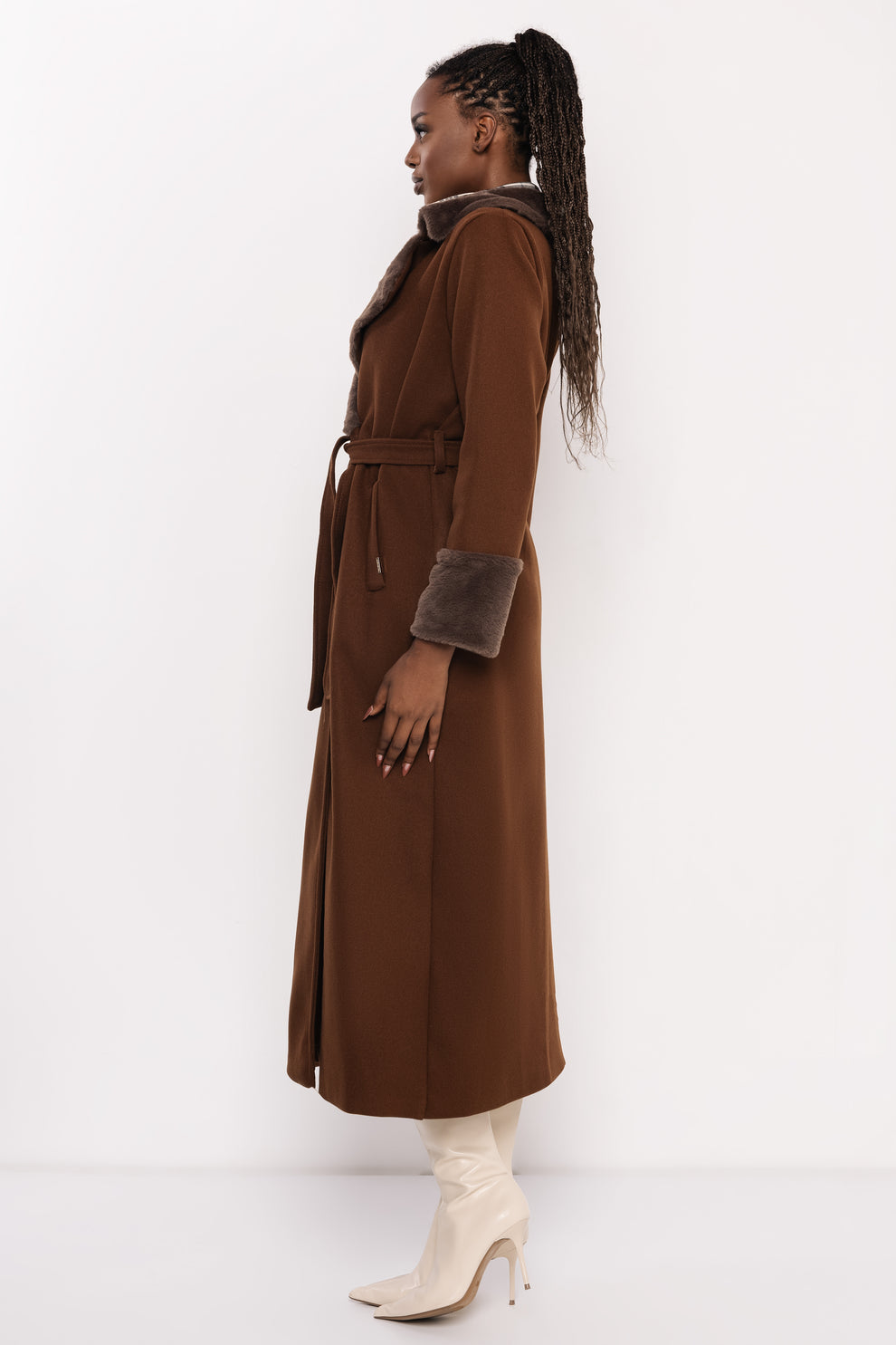 AMNESIA Foma kabát hnedý